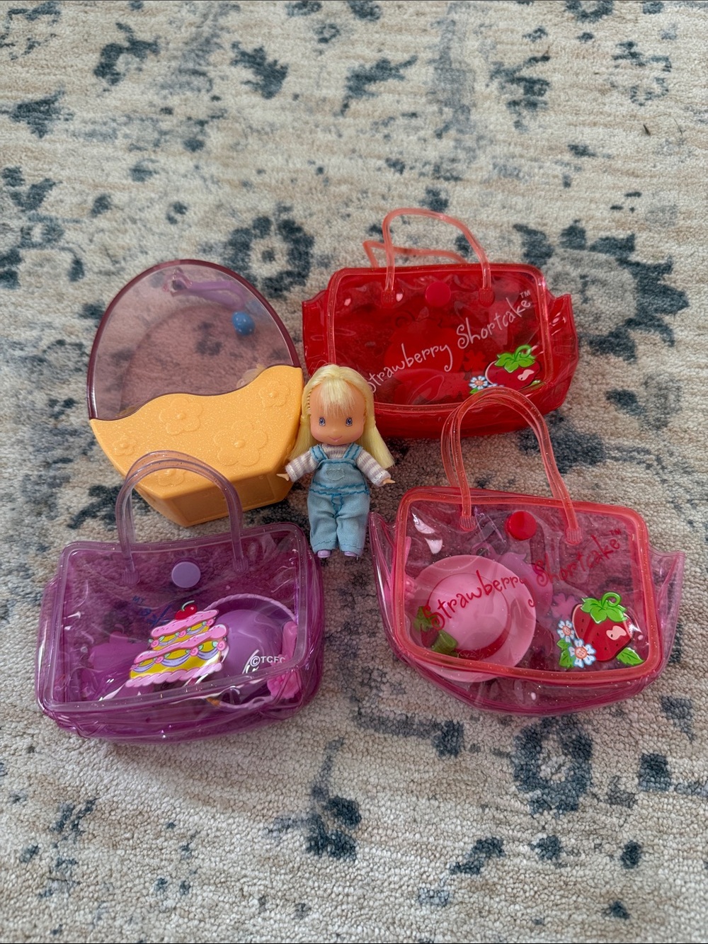 Strawberry Shortcake Dolls and Bag